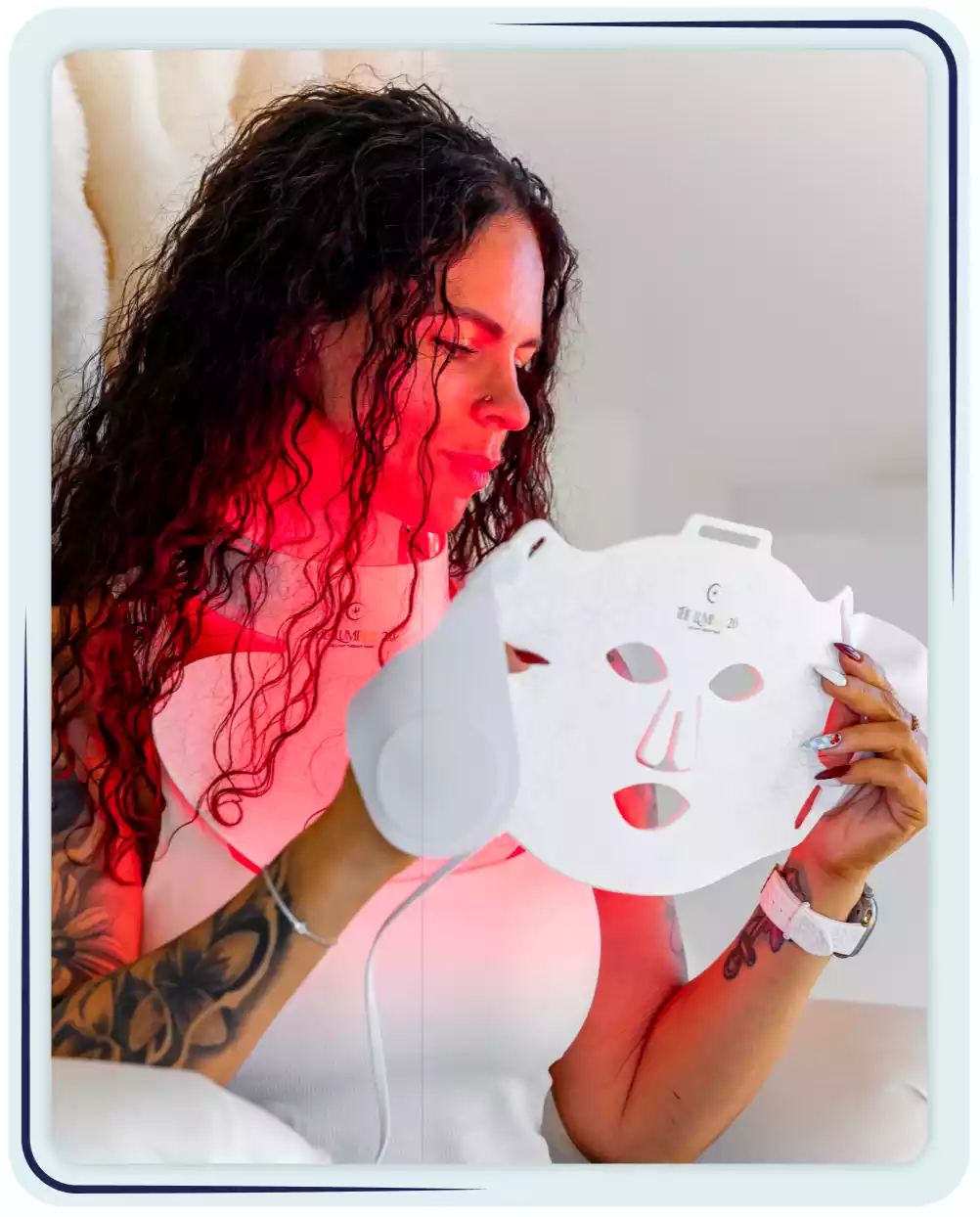 How to use the ILUMILUX 2.0 LED light therapy face mask